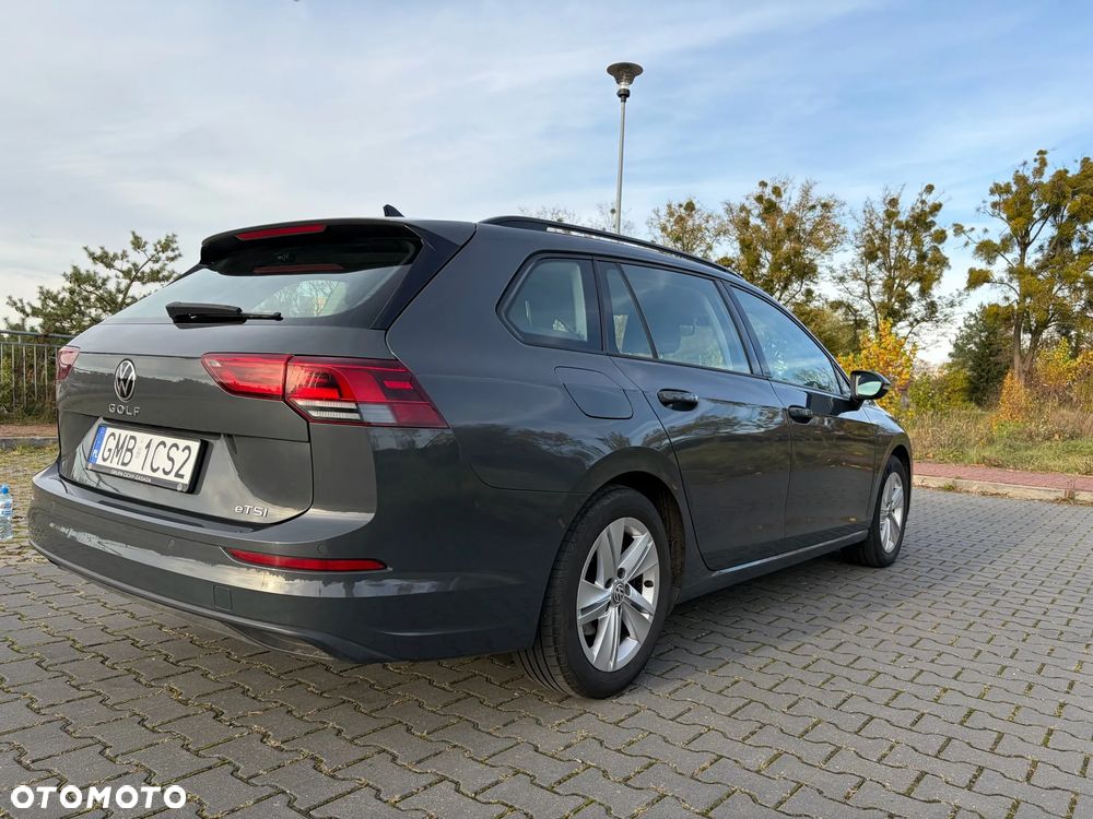 Volkswagen Golf - 10