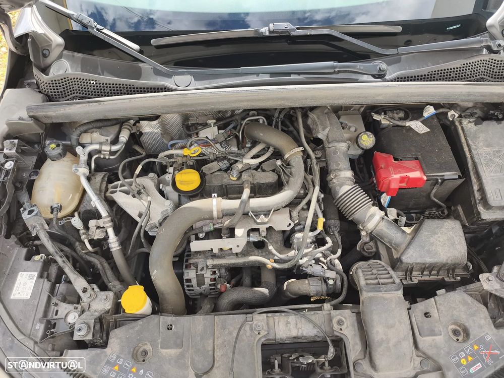 Renault Captur - 36