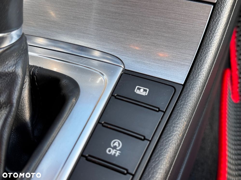 Volkswagen Passat 2.0 TDI Comfortline DSG - 34