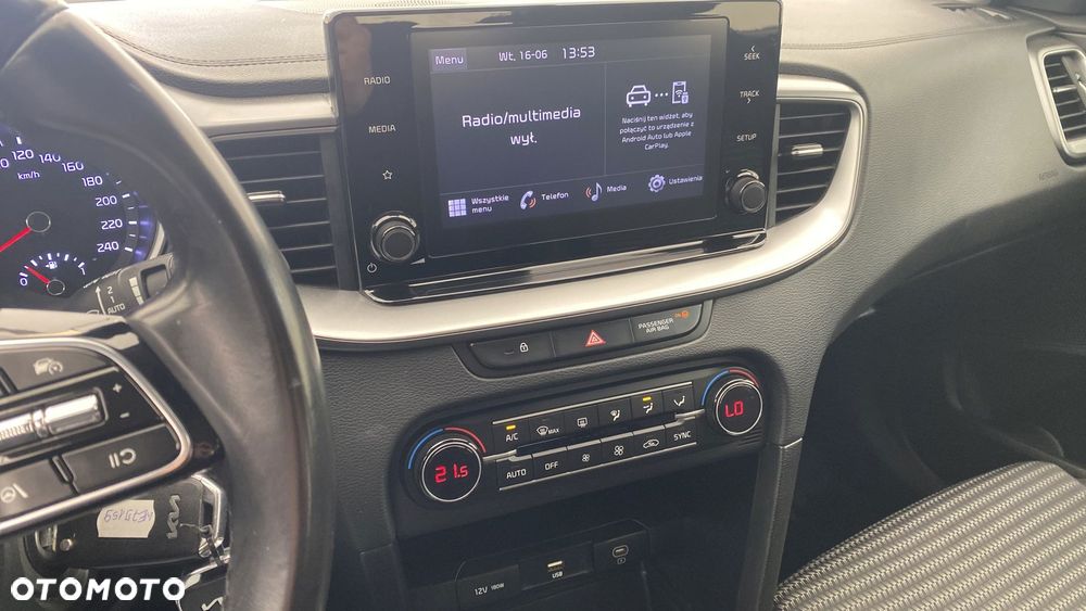 Kia Ceed 1.5 T-GDI M - 19