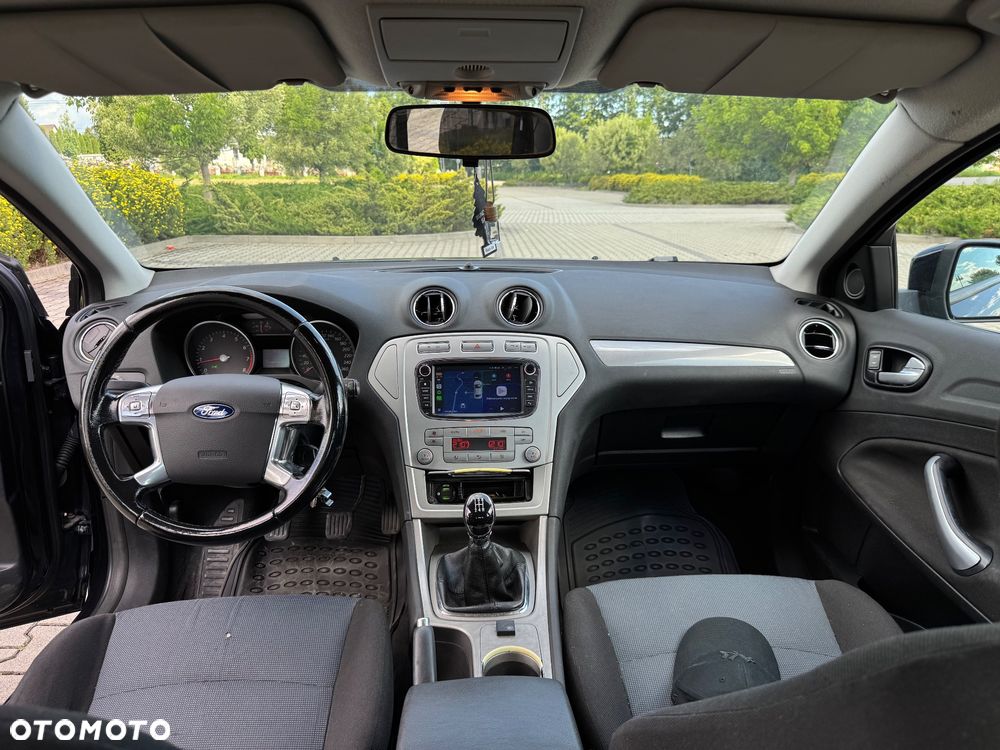 Ford Mondeo 2.0 Trend / Trend+ - 12