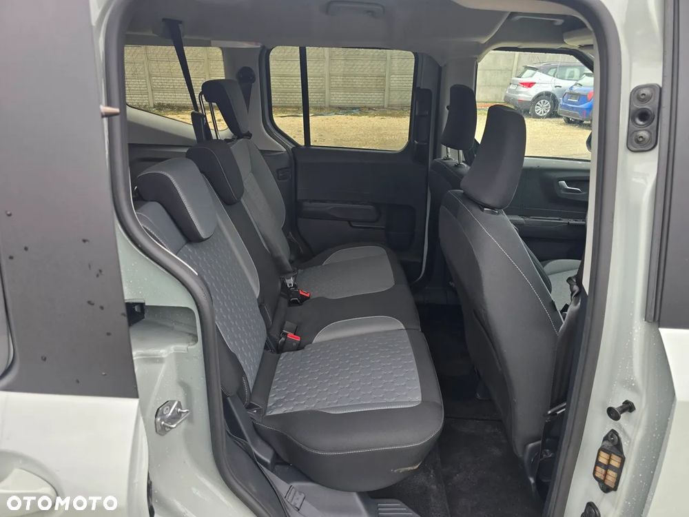 Ford Tourneo Courier ver-1-0-ecoboost-trend - 19