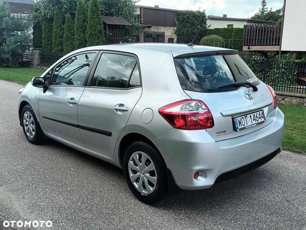 Toyota Auris 1.33 VVT-i Life Comfort - 5