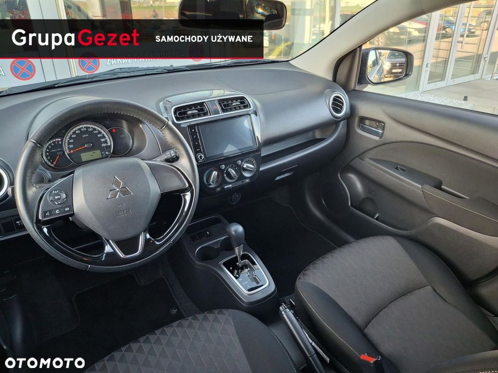Mitsubishi Space Star - 10