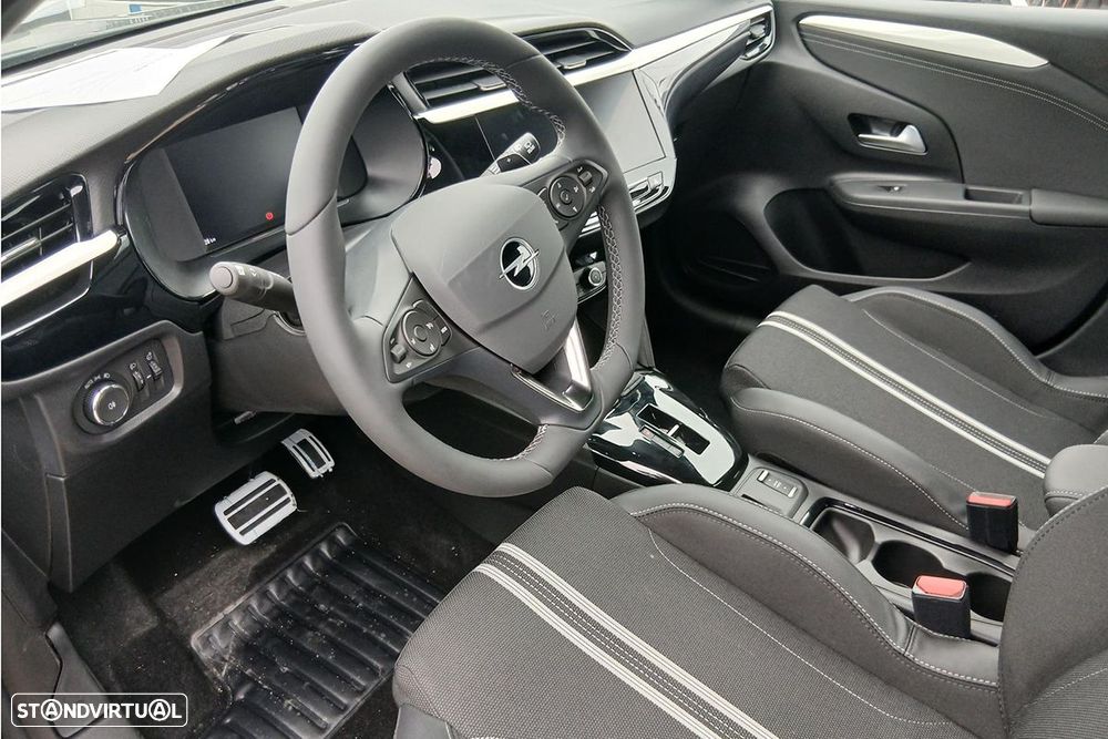 Opel Corsa 1.2 T GS - 6