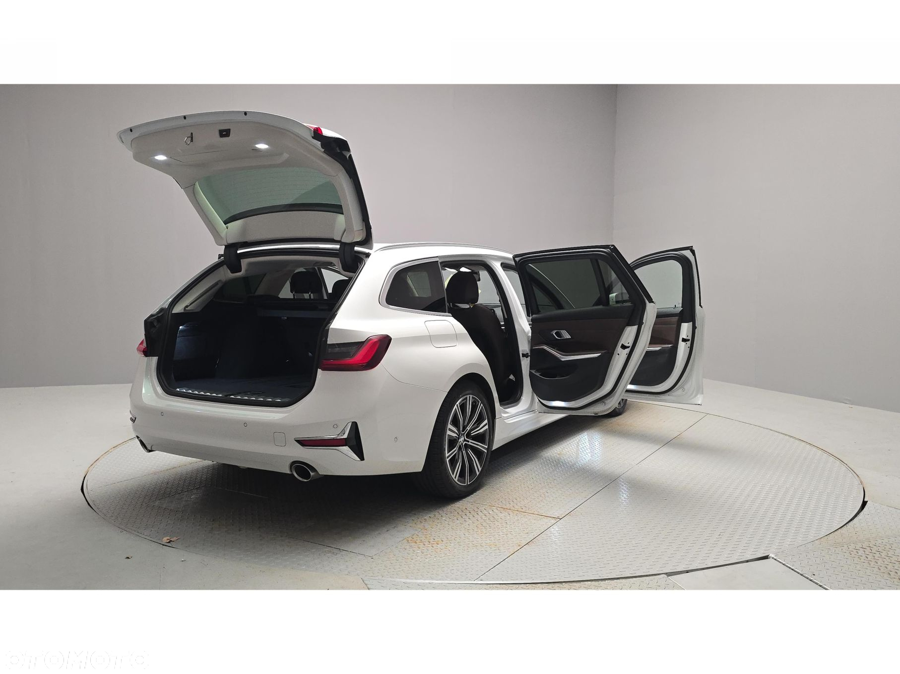 BMW Seria 3 320d xDrive Luxury Line - 10