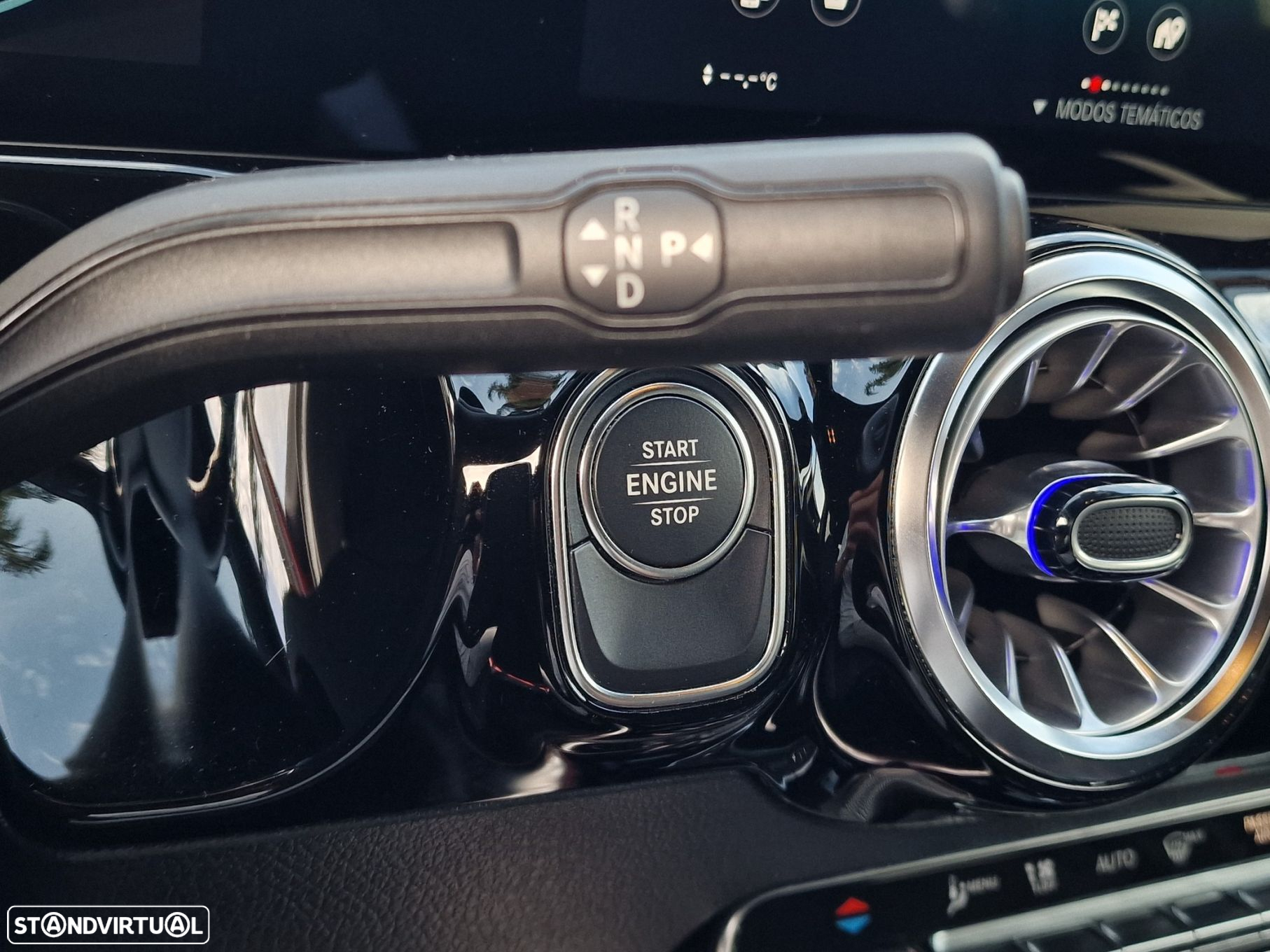 Mercedes-Benz GLA 250 e AMG Line - 26