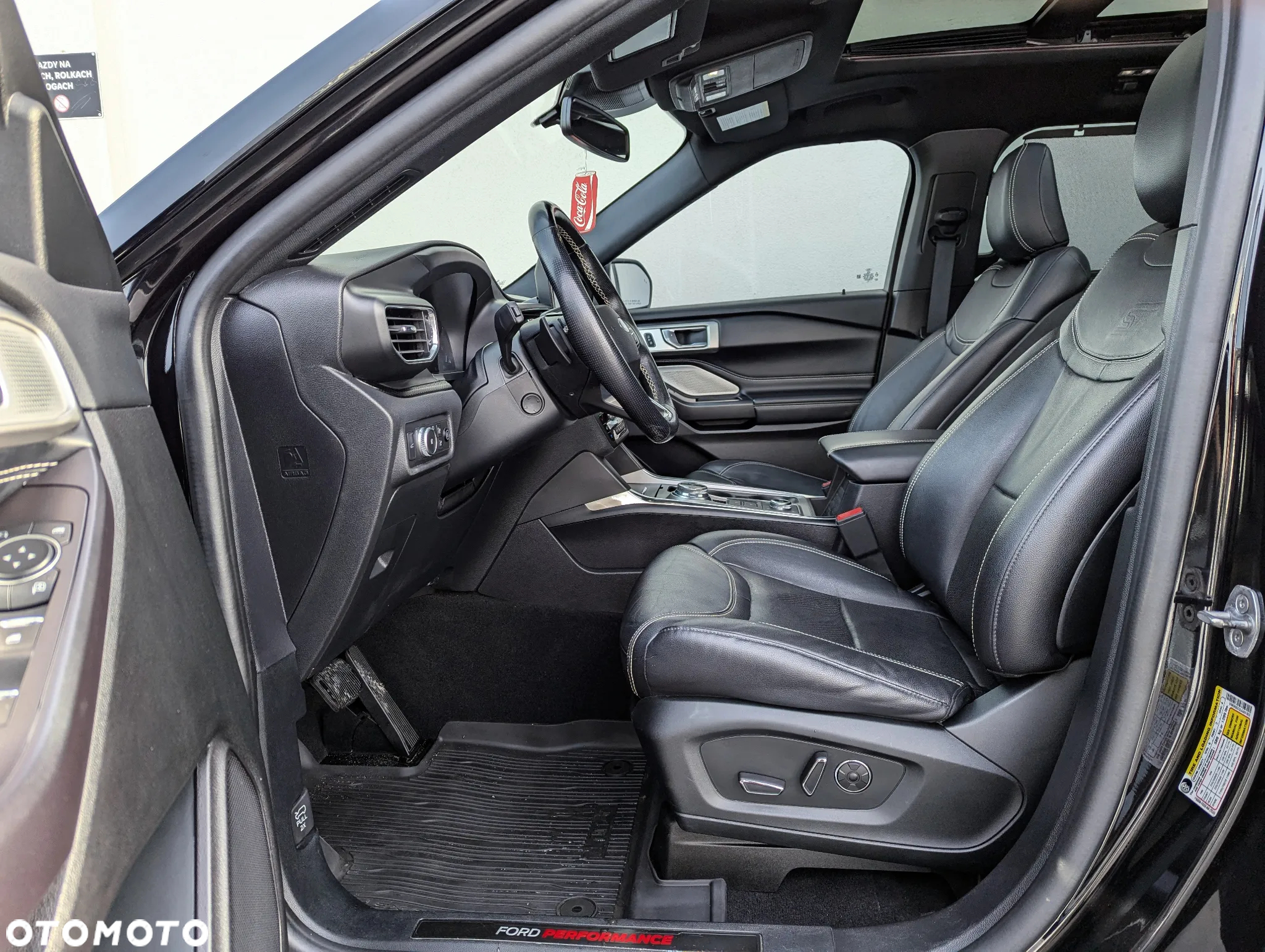 Ford Explorer EcoBoost Plug-in Hybrid ST-LINE - 14