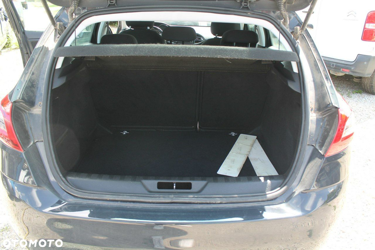 Peugeot 308 - 12
