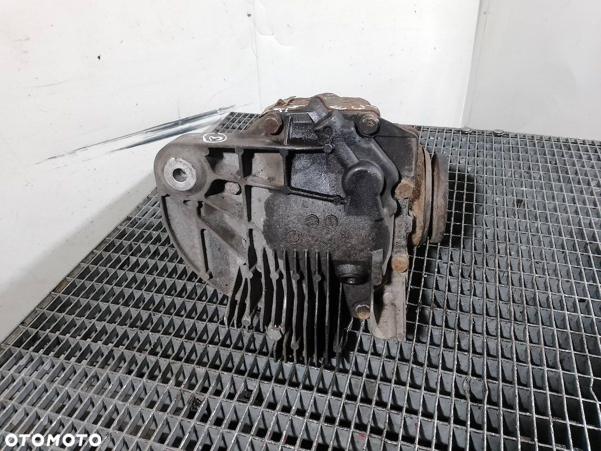 DYFERENCJAŁ TYŁ BMW E61 7547092-02 3.0 D - 3