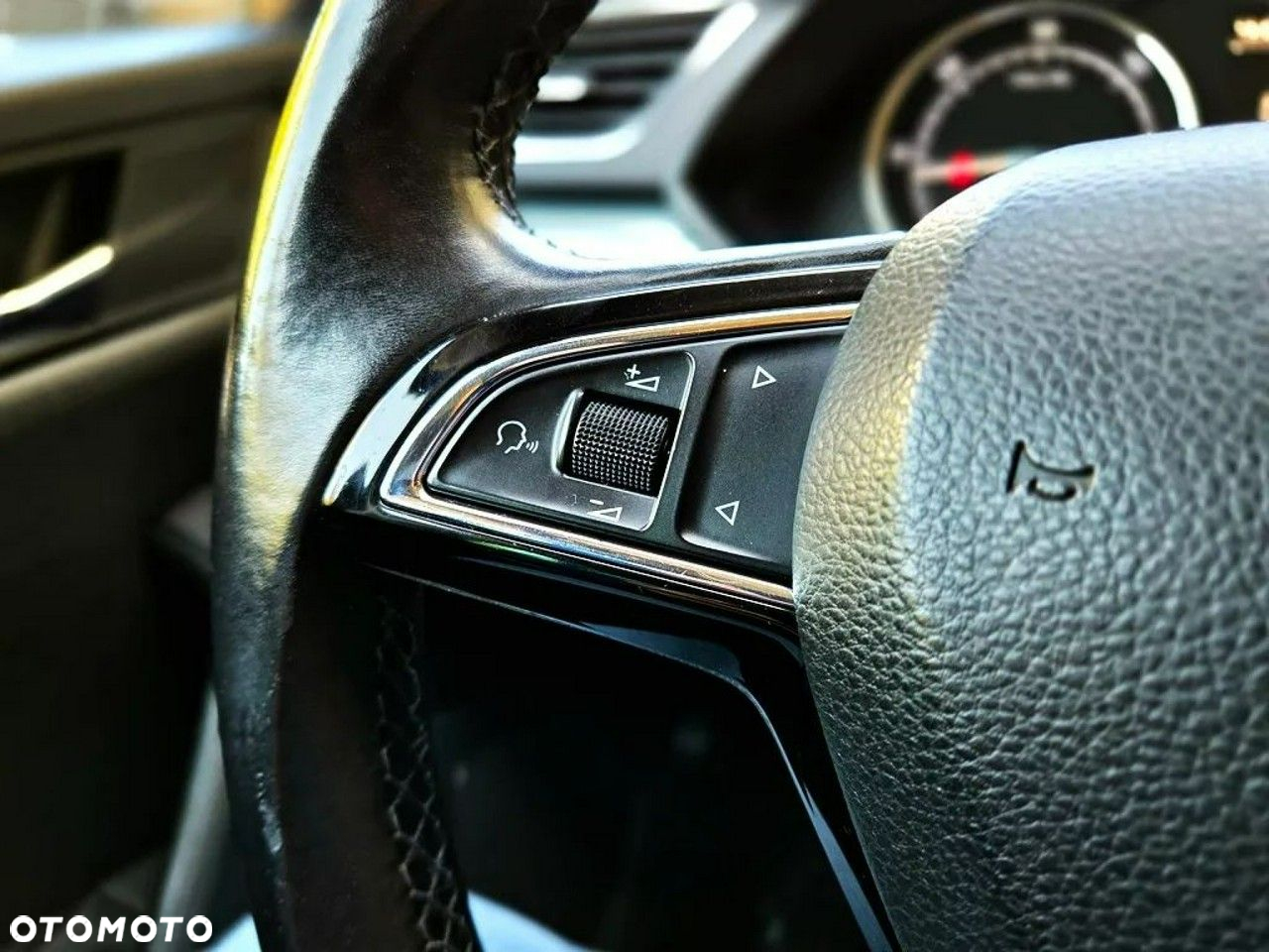 Skoda Superb 2.0 TDI Active - 21