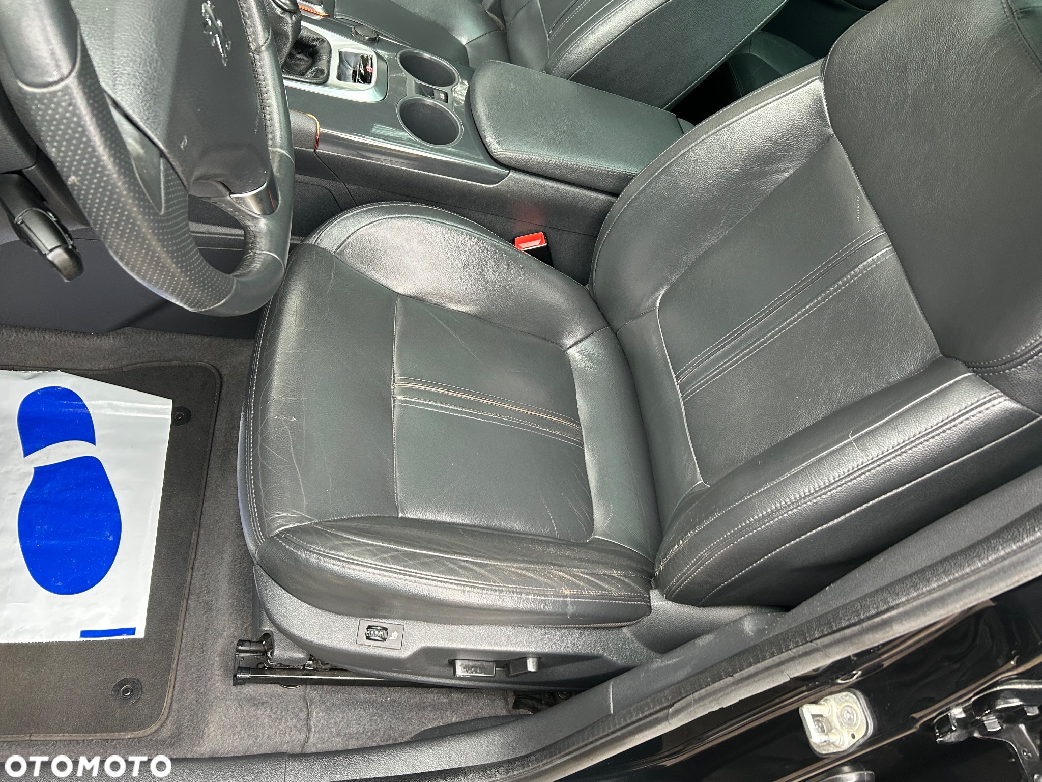 Peugeot 3008 2.0 HDi Allure - 26