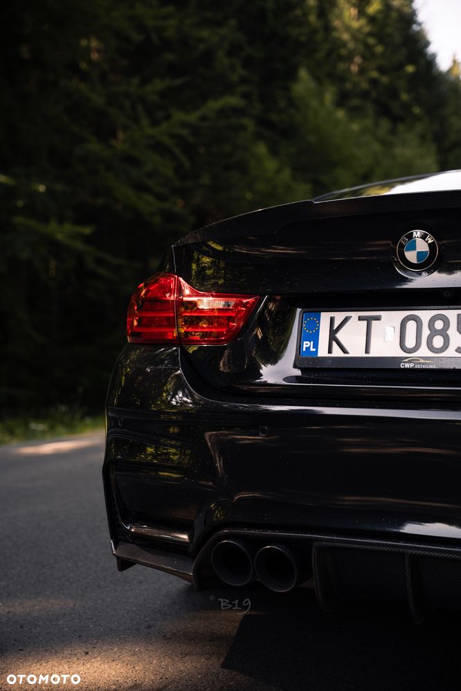 BMW M4 Coupe DKG - 9