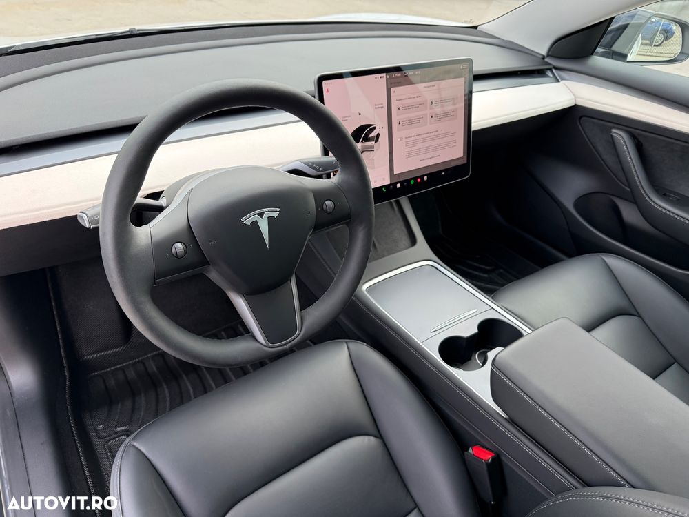 Tesla Model 3 RWD - 20