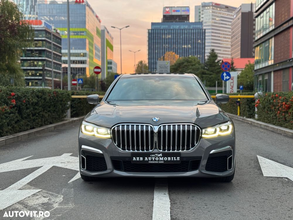 BMW Seria 7 745e - 14