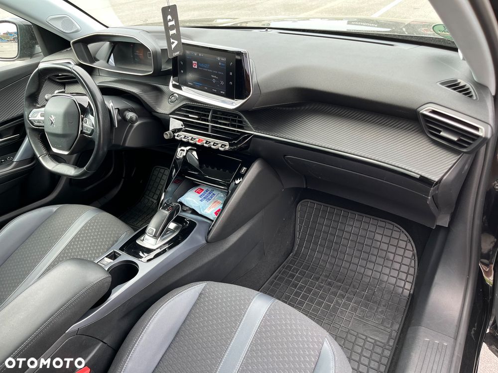 Peugeot 2008 PureTech 130 EAT8 Allure - 16