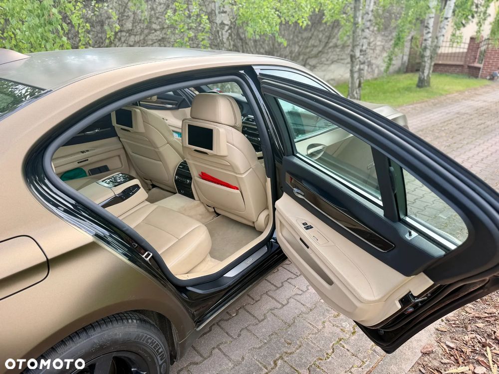 BMW Seria 7 - 7