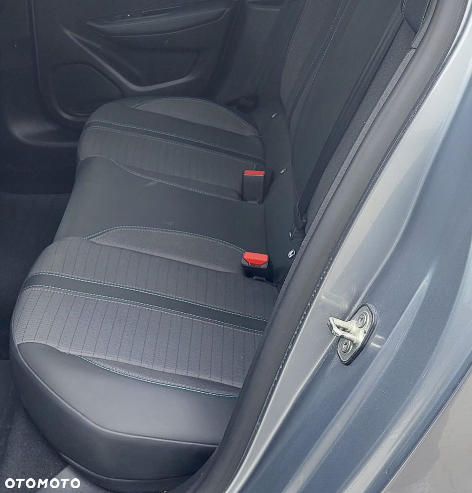 Peugeot 208 PureTech 100 Active - 19