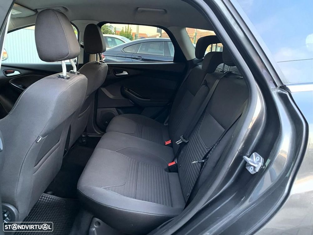 Ford Focus SW 1.5 TDCi Titanium - 27