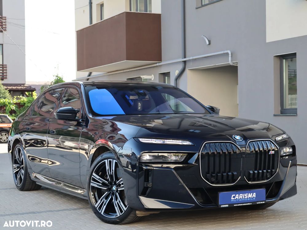 BMW M7 M760e xDrive - 2