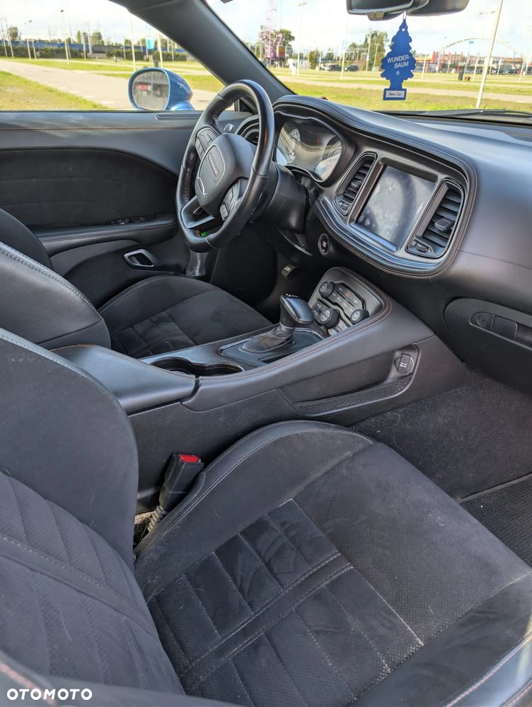 Dodge Challenger 5.7 R/T Shaker - 10