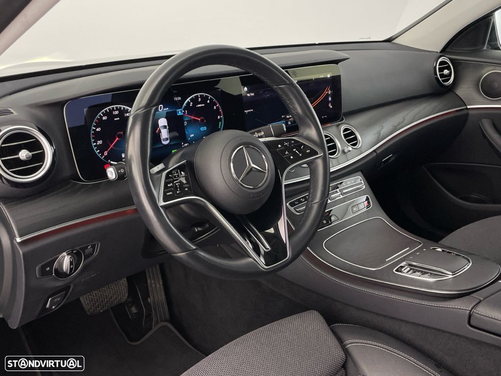 Mercedes-Benz E 300 de AMG Line - 17