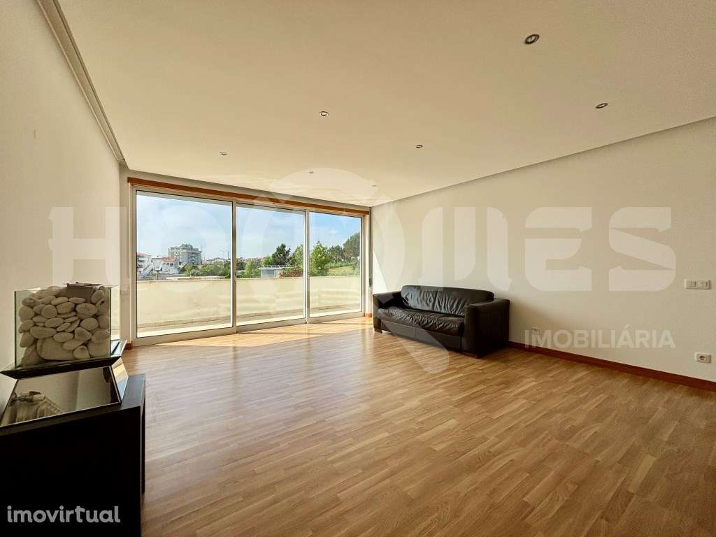 Apartamento T3 | Vista Mar | Jardim Privativo | Varanda | Suite - Grande imagem: 5/34