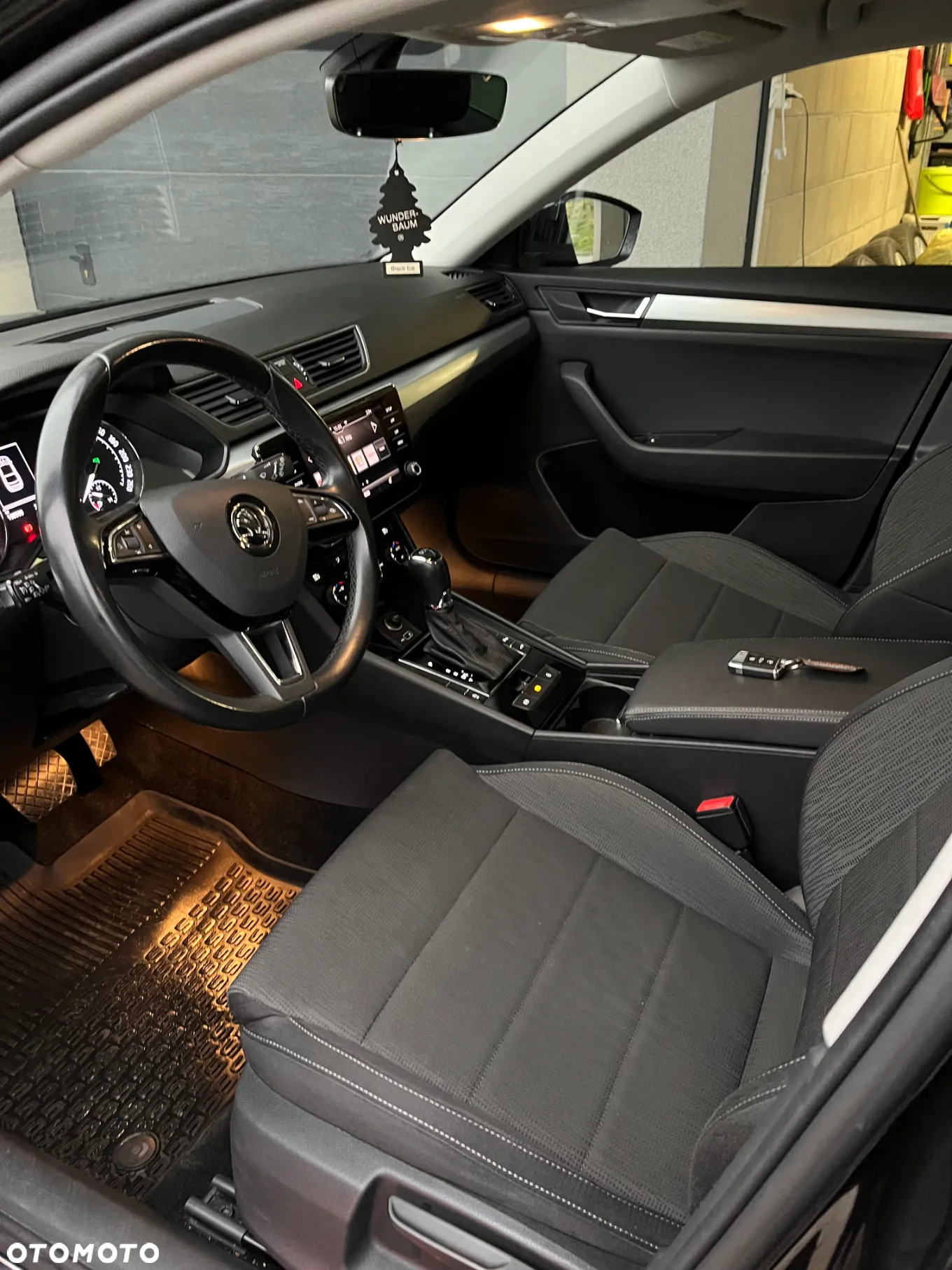 Skoda Superb 1.5 TSI ACT Ambition DSG - 20