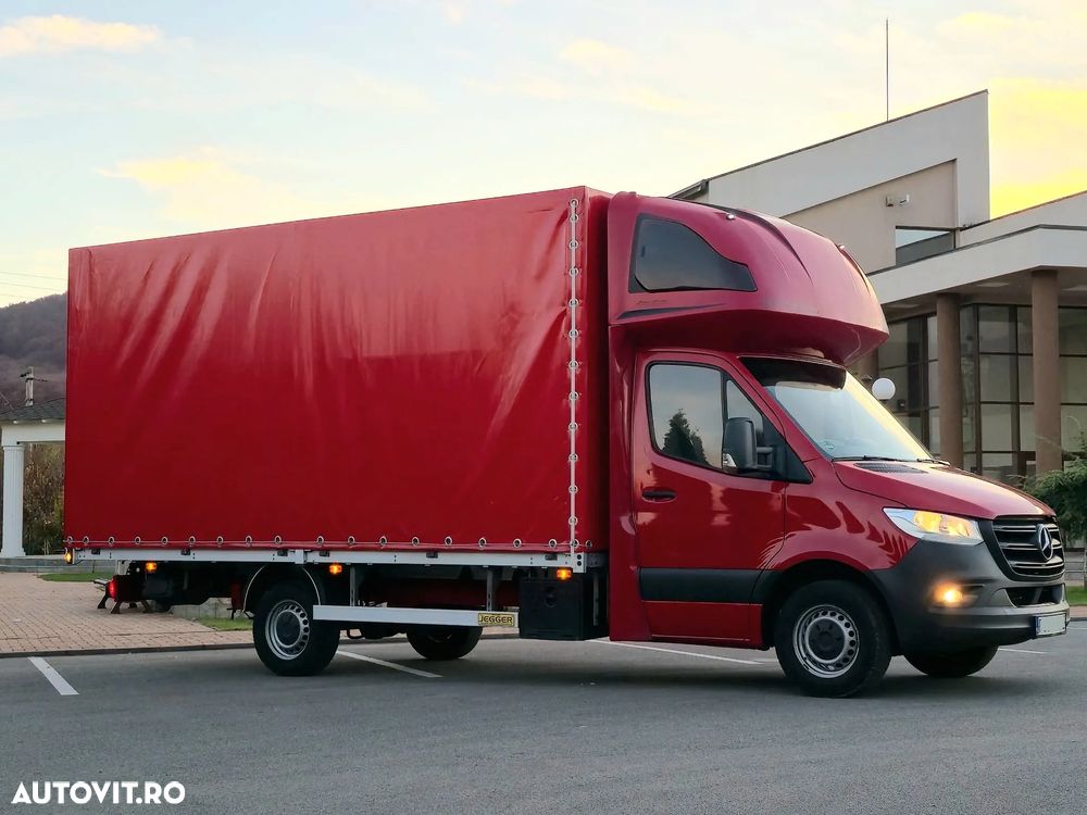 Mercedes-Benz Sprinter - 12