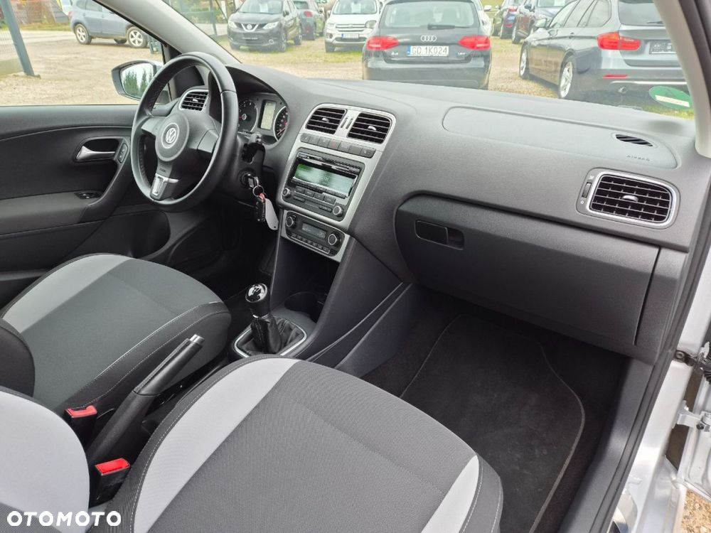 Volkswagen Polo - 19