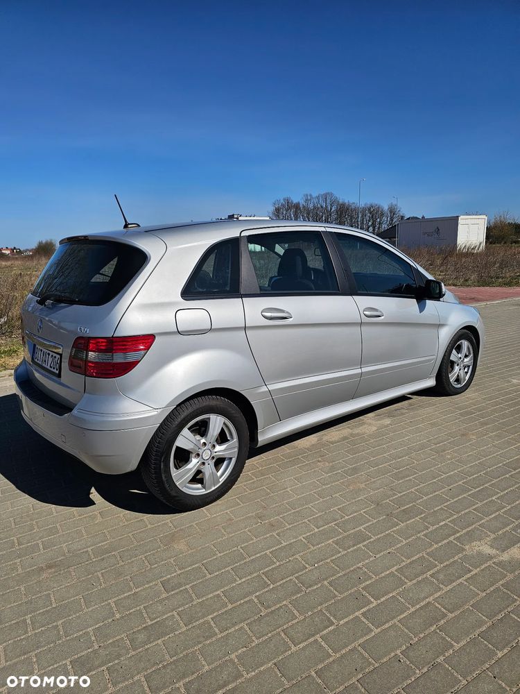 Mercedes-Benz Klasa B 180 CDI Autotronic - 4