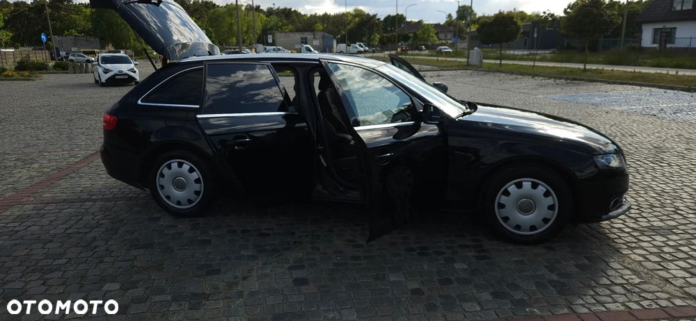 Audi A4 2.0 TDI Multitronic - 32