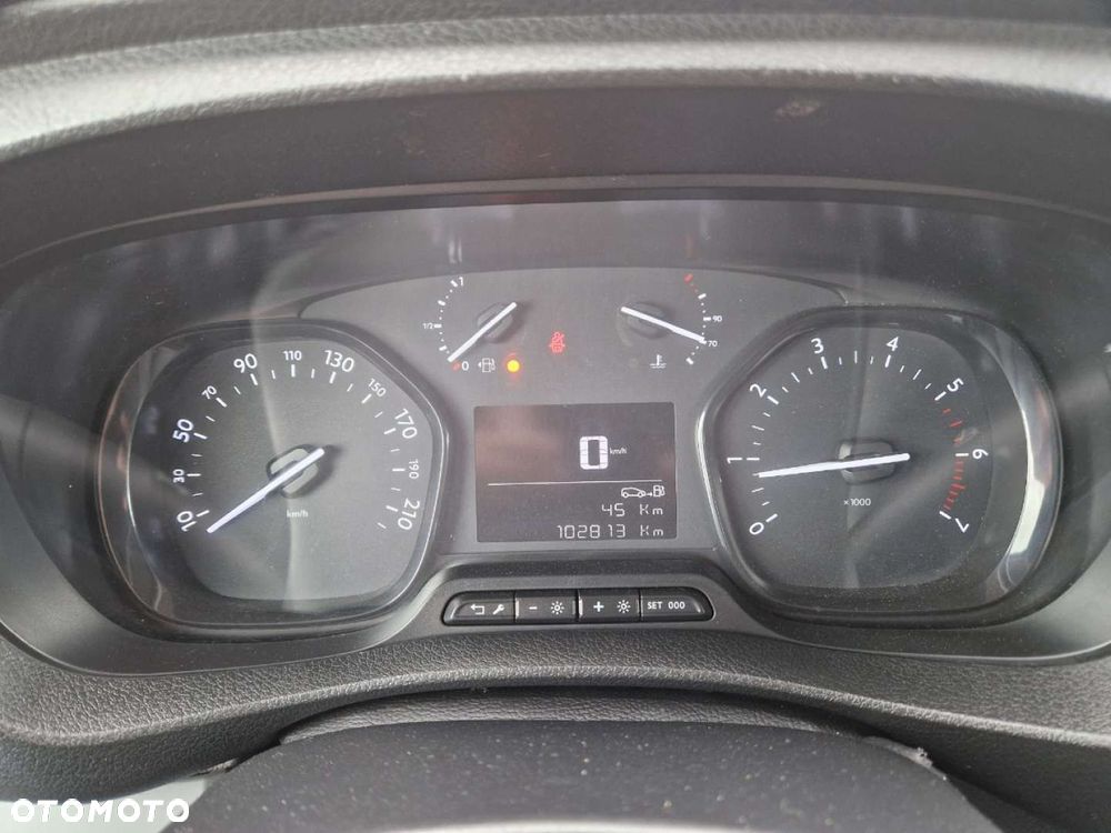 Peugeot Expert - 12