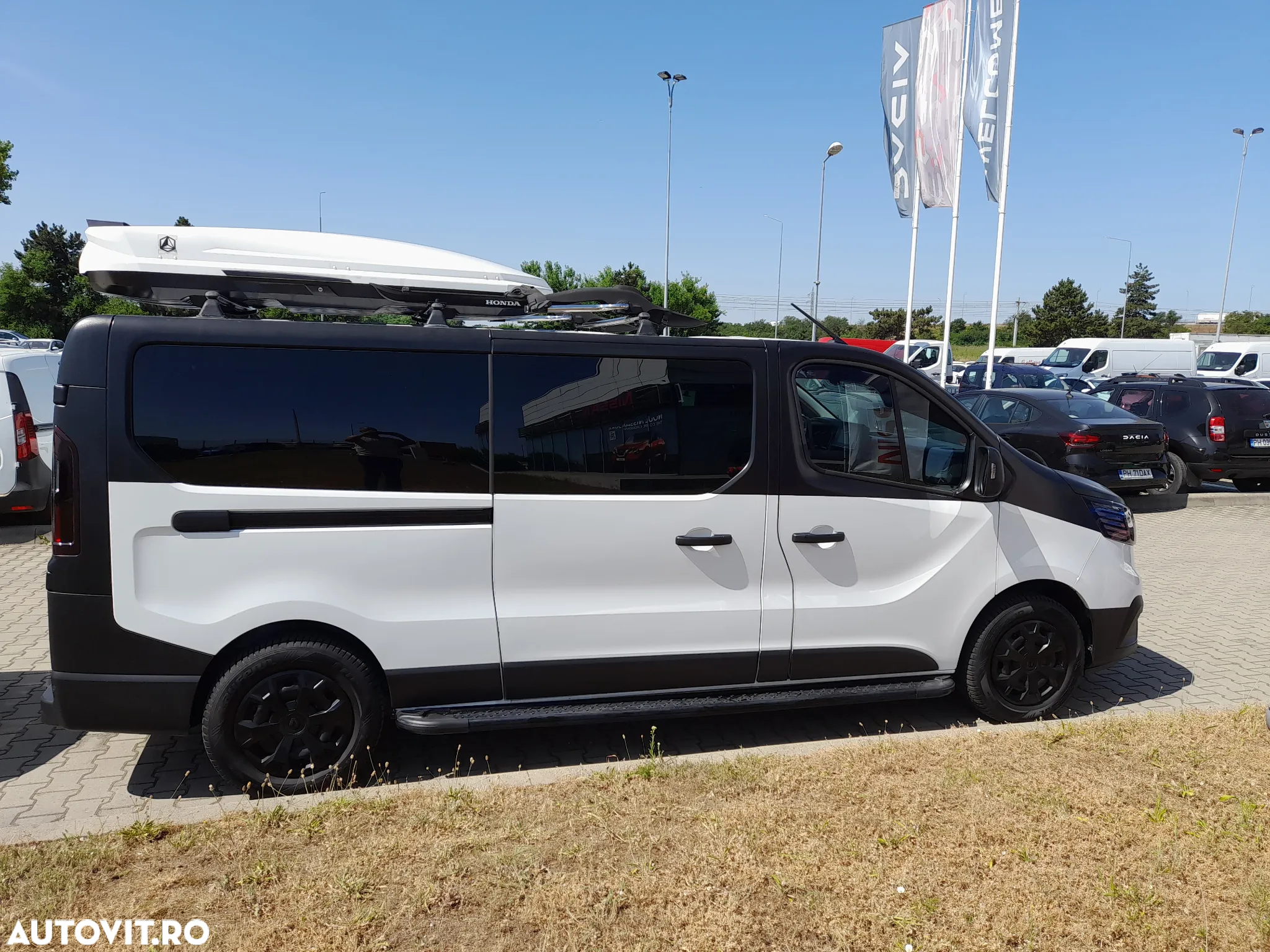 Renault Trafic Combi 2.0 Blue dCi 110 S&S L2 8+1 Zen - 5