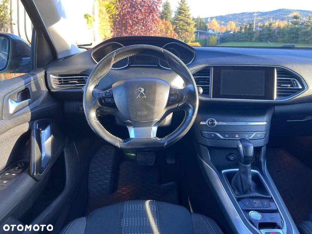 Peugeot 308 SW BlueHDi 150 Automatik Stop & Start Allure - 18