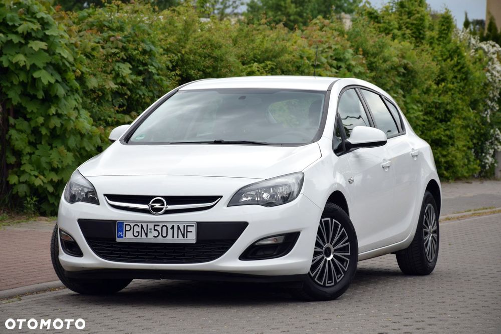 Opel Astra 1.6 Design Edition - 2