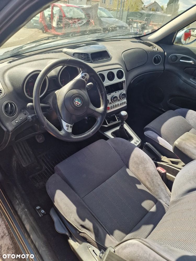 Alfa Romeo 156 lift kombi 2.4 20v jtd 841G000 na części - 6