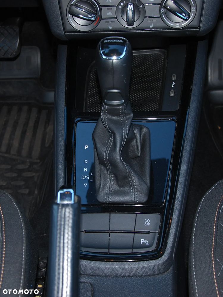 Skoda Scala 1.5 TSI Style DSG - 27