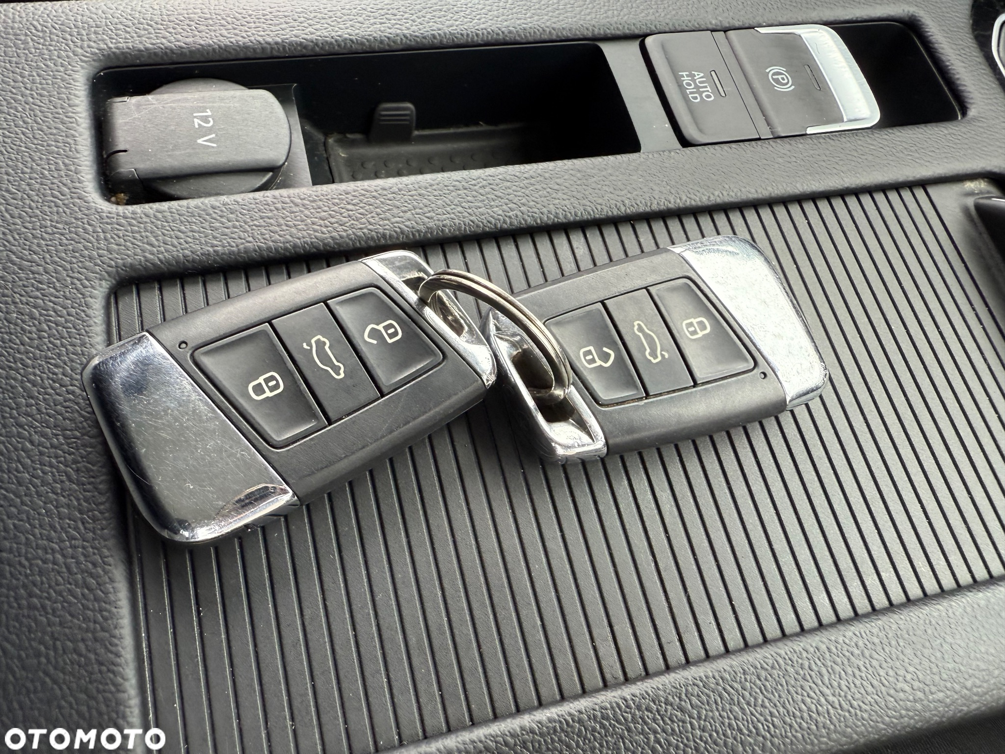 Volkswagen Passat 2.0 TDI EVO Business DSG - 27