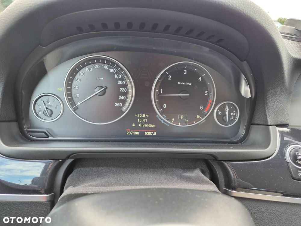 BMW Seria 5 - 12