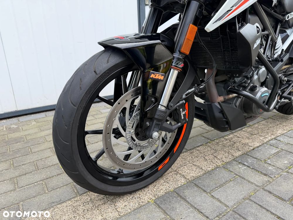 KTM Duke 390 - 12