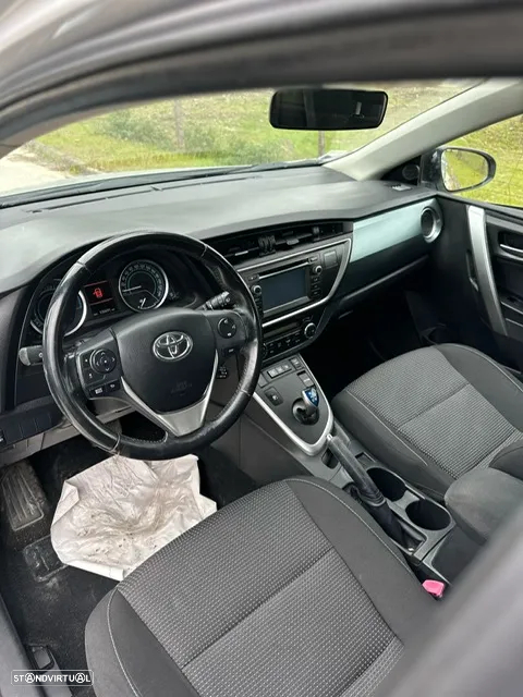 Toyota Auris 1.8 HSD Comfort+J17 - 6