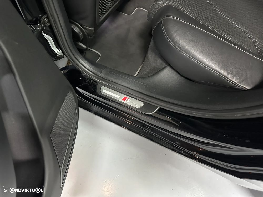 Audi A4 Avant 2.0 TDI multitronic S-line - 29