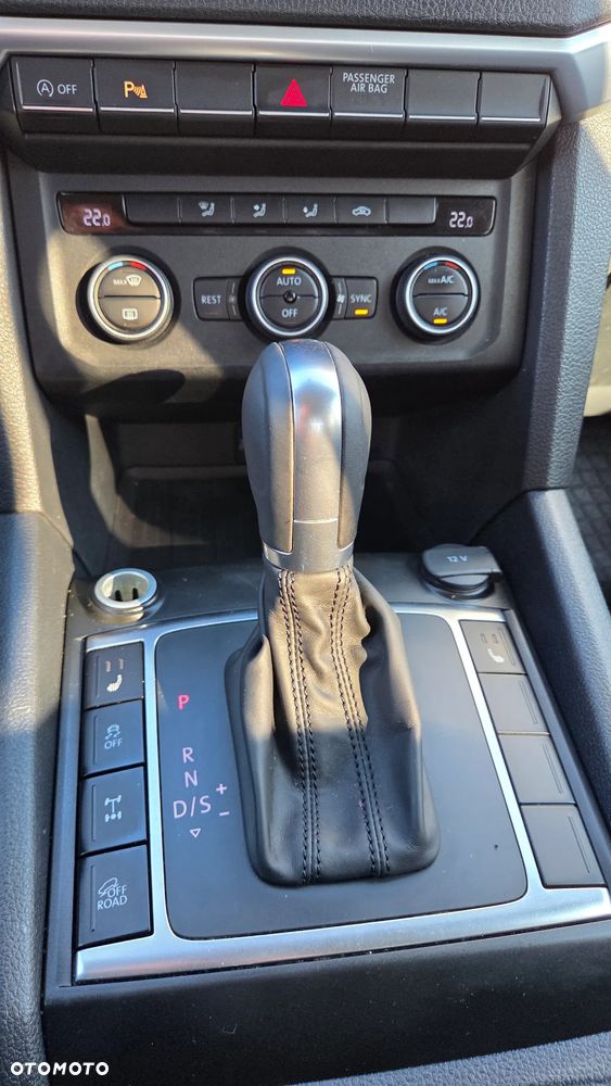 Volkswagen Amarok 3.0 V6 TDI 4Mot Highline - 27