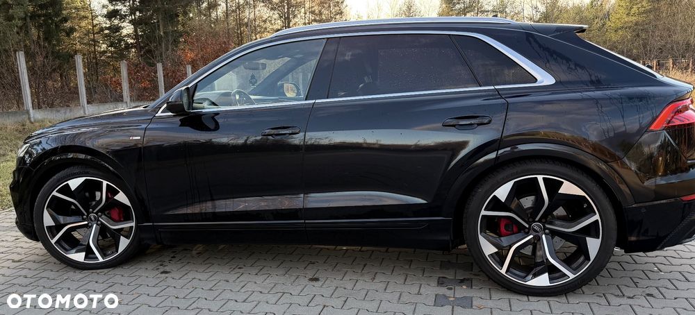 Audi Q8 - 2