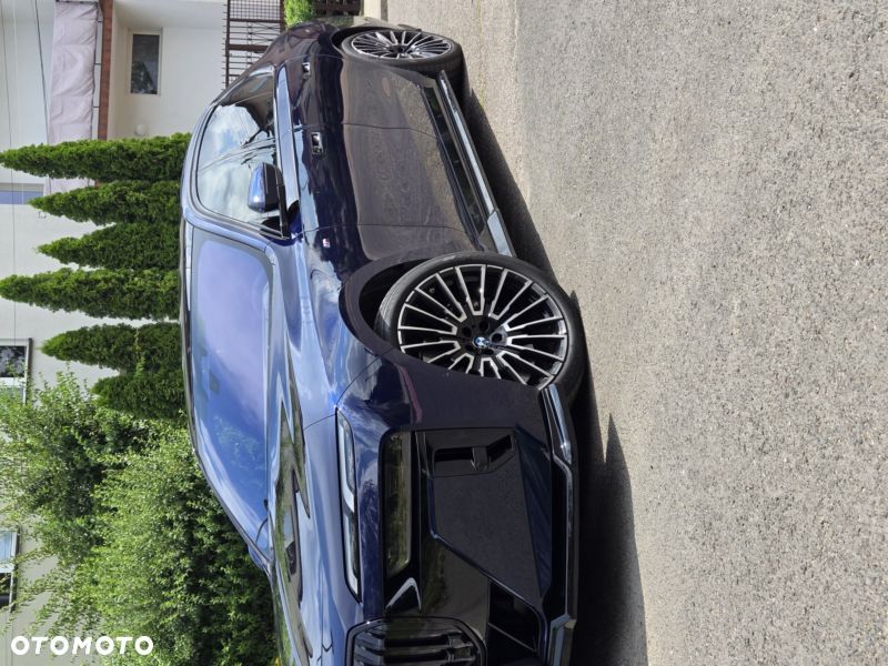 BMW i7 105.7kWh xDrive60 Individual Edition - 2