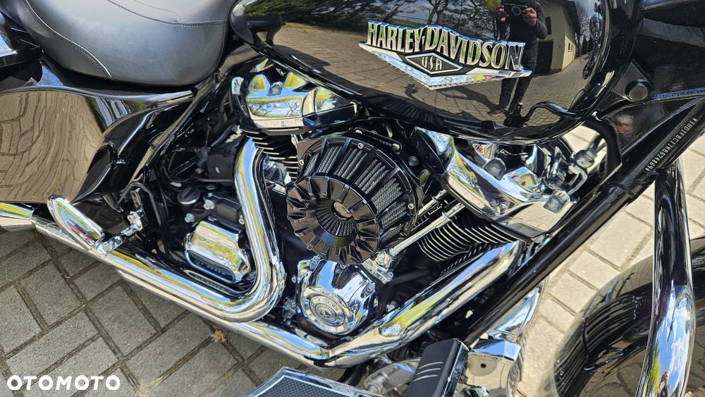 Harley-Davidson Touring Road King - 9