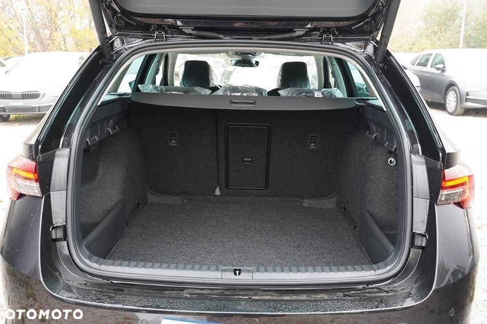 Skoda Octavia 1.5 TSI mHEV Edition 130 Selection DSG - 8