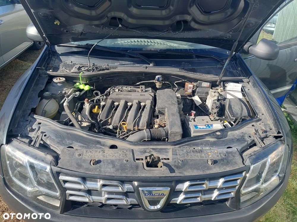 Dacia Duster 1.6 Laureate 4x4 - 9