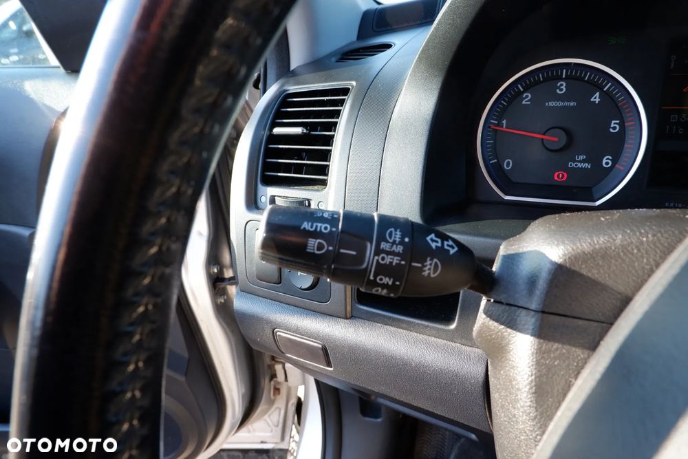 Honda CR-V 2.2i DTEC DPF Executive - 17